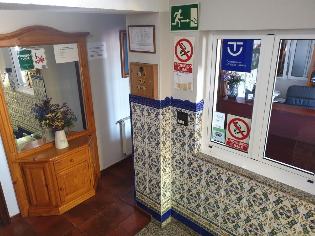 Hostal Puente Azud Avilés Eksteriør bilde