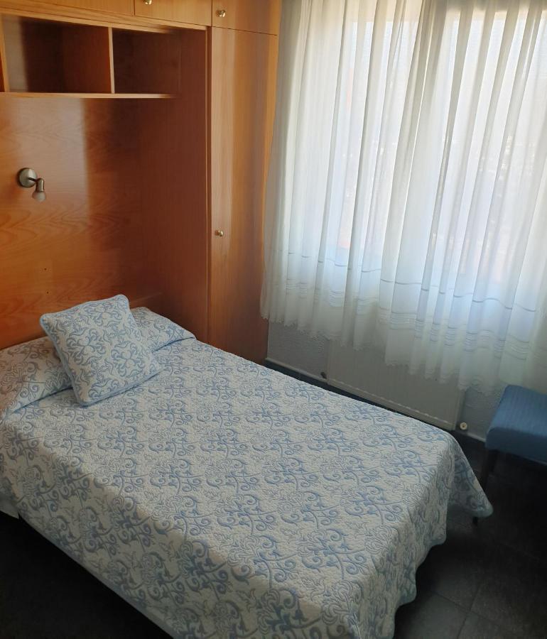 Hostal Puente Azud Avilés Eksteriør bilde